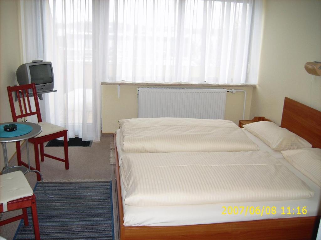 Domhotel Bed & Breakfast シュレースヴィヒ エクステリア 写真